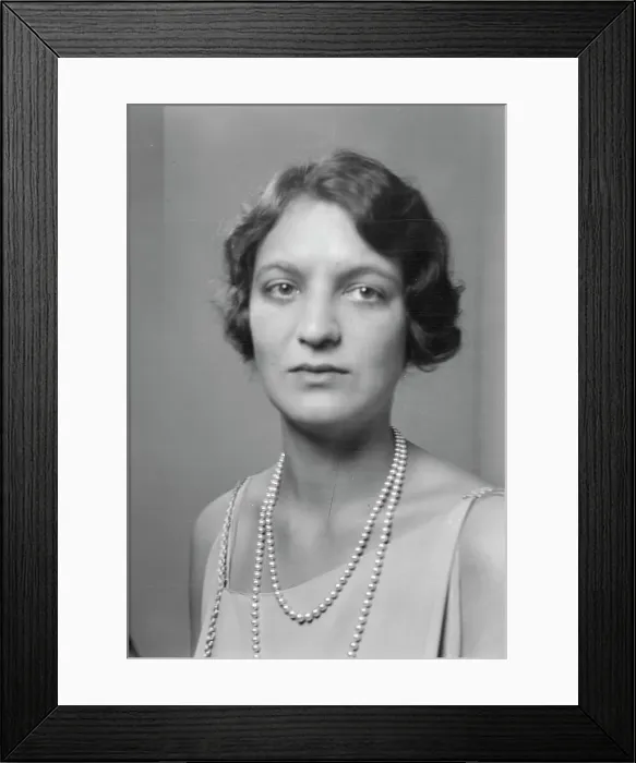 Framed Print : Mellon, Alsa, Miss, portrait photograph, 1924 Nov. 26. Creator: Arnold Genthe Framed Print : Mellon, Alsa, Miss, portrait photograph, 1924 Nov. 26. Creator: Arnold Genthe