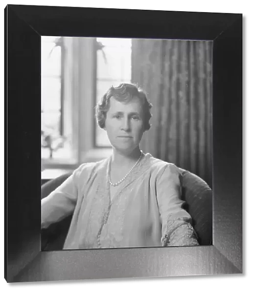 Savage, Samuel A. Mrs. portrait photograph, 1929 June 3. Creator: Arnold Genthe