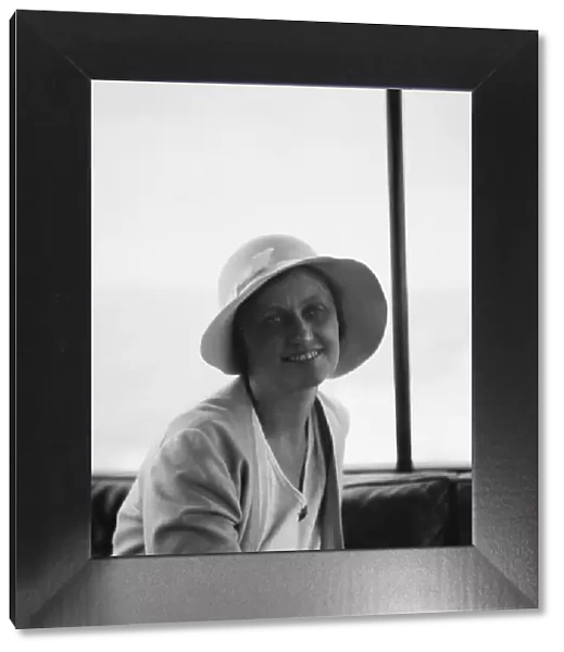 Van Der Steiken, Mrs. portrait photograph, 1931 Creator: Arnold Genthe