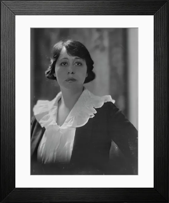 Framed Print : Akins, Zoe¨, Miss, portrait photograph, between 1914 and 1924. Creator: Arnold Genthe Framed Print : Akins, Zoe¨, Miss, portrait photograph, between 1914 and 1924. Creator: Arnold Genthe