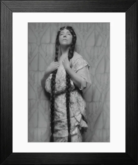 Framed Print : Auld, Gertrude (Mrs. Thomas), portrait photograph, ca. 1914. Creator: Arnold Genthe Framed Print : Auld, Gertrude (Mrs. Thomas), portrait photograph, ca. 1914. Creator: Arnold Genthe