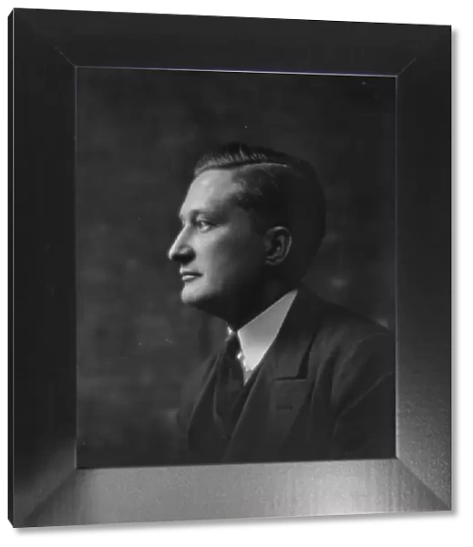 Beck, Charles, Mr. portrait photograph, 1915 Dec. or 1916 Jan. Creator: Arnold Genthe