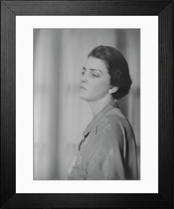 Framed Print : Bonita, Miss, portrait photograph, 1915 June 4. Creator: Arnold Genthe Framed Print : Bonita, Miss, portrait photograph, 1915 June 4. Creator: Arnold Genthe