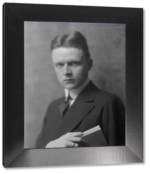 Brackett, Charles W. Mr. portrait photograph, 1915. Creator: Arnold Genthe