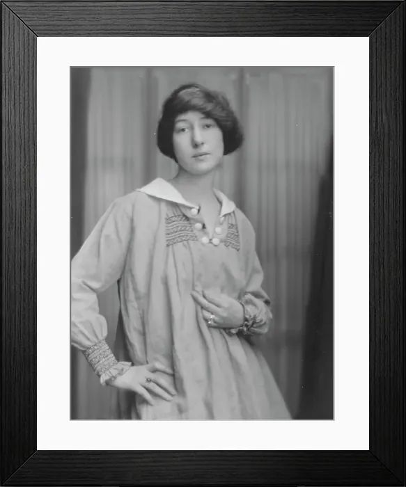 Framed Print : Breese, Sydney, Mrs. portrait photograph, 1916. Creator: Arnold Genthe Framed Print : Breese, Sydney, Mrs. portrait photograph, 1916. Creator: Arnold Genthe
