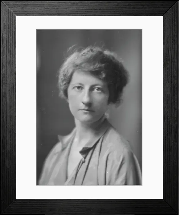 Framed Print : Brown, M.M. Miss, portrait photograph, 1915 Apr. Creator: Arnold Genthe Framed Print : Brown, M.M. Miss, portrait photograph, 1915 Apr. Creator: Arnold Genthe