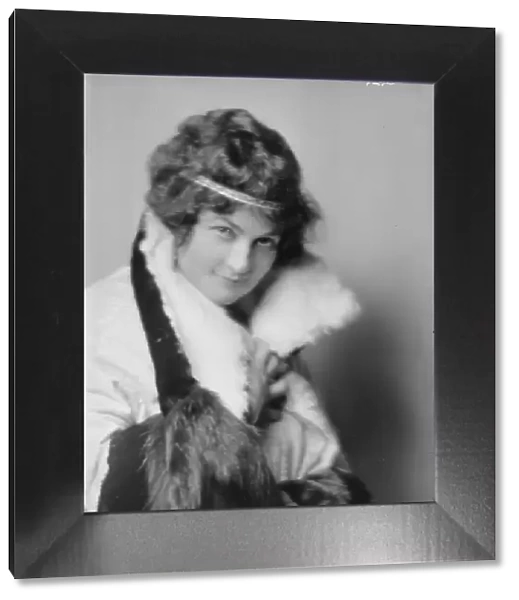 Chapman, M.D. Mrs. portrait photograph, 1915. Creator: Arnold Genthe