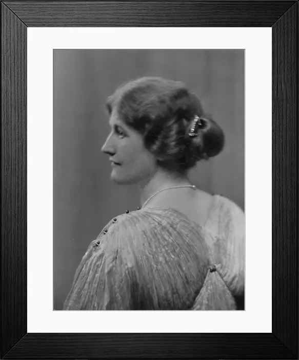Framed Print : Christie, Winifred, Miss, portrait photograph, 1916. Creator: Arnold Genthe Framed Print : Christie, Winifred, Miss, portrait photograph, 1916. Creator: Arnold Genthe