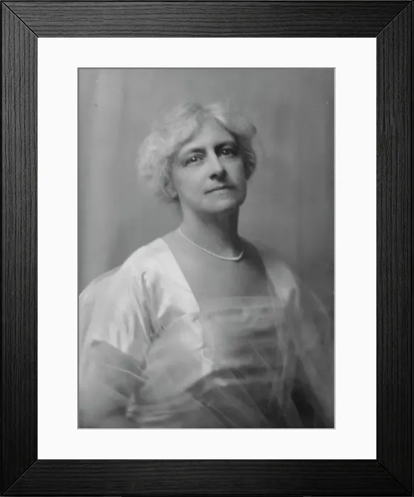 Framed Print : Clemons, Miss, portrait photograph, 1917 June 21. Creator: Arnold Genthe Framed Print : Clemons, Miss, portrait photograph, 1917 June 21. Creator: Arnold Genthe