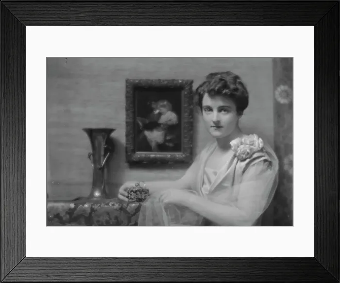 Framed Print : Cleveland, Marion, Miss, portrait photograph, 1915 Feb. 8. Creator: Arnold Genthe Framed Print : Cleveland, Marion, Miss, portrait photograph, 1915 Feb. 8. Creator: Arnold Genthe