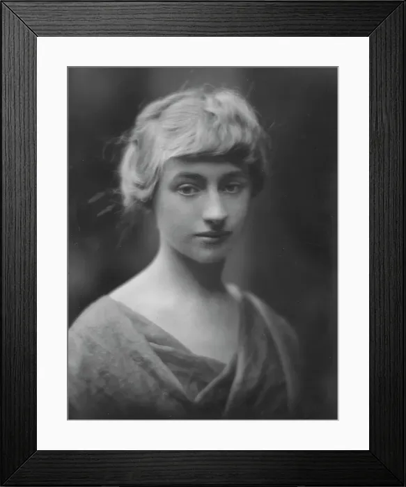 Framed Print : Cordts, Florence, Miss, portrait photograph, 1916. Creator: Arnold Genthe Framed Print : Cordts, Florence, Miss, portrait photograph, 1916. Creator: Arnold Genthe