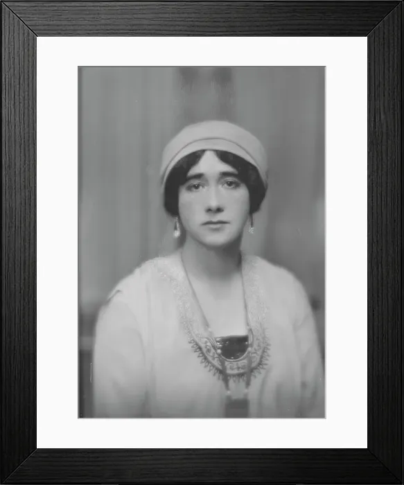 Framed Print : Cox, Marion, Miss (Mrs. J.W. Cox), portrait photograph, 1915 May 17. Creator: Arnold Genthe Framed Print : Cox, Marion, Miss (Mrs. J.W. Cox), portrait photograph, 1915 May 17. Creator: Arnold Genthe