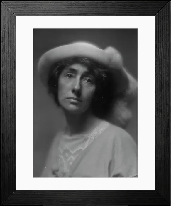 Framed Print : Craig, Anna T. Mrs. portrait photograph, 1913. Creator: Arnold Genthe Framed Print : Craig, Anna T. Mrs. portrait photograph, 1913. Creator: Arnold Genthe