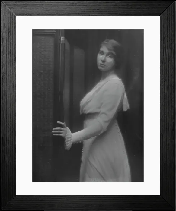 Framed Print : Dallett, Frances Abbey, portrait photograph, 1912 or 1913. Creator: Arnold Genthe Framed Print : Dallett, Frances Abbey, portrait photograph, 1912 or 1913. Creator: Arnold Genthe