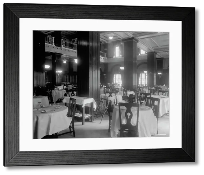 Framed Print : Main dining room, Murphy's Hotel, Richmond, Va. between 1900 and 1920. Creator: Unknown Framed Print : Main dining room, Murphy's Hotel, Richmond, Va. between 1900 and 1920. Creator: Unknown
