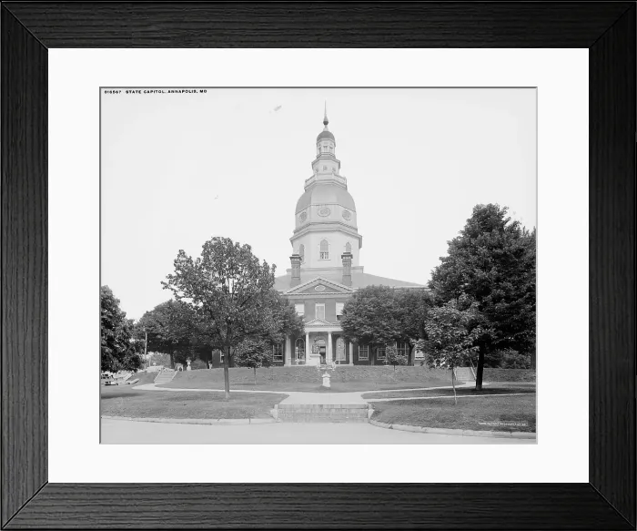 Framed Print : State capitol, Annapolis, Md. c1903. Creator: Unknown Framed Print : State capitol, Annapolis, Md. c1903. Creator: Unknown