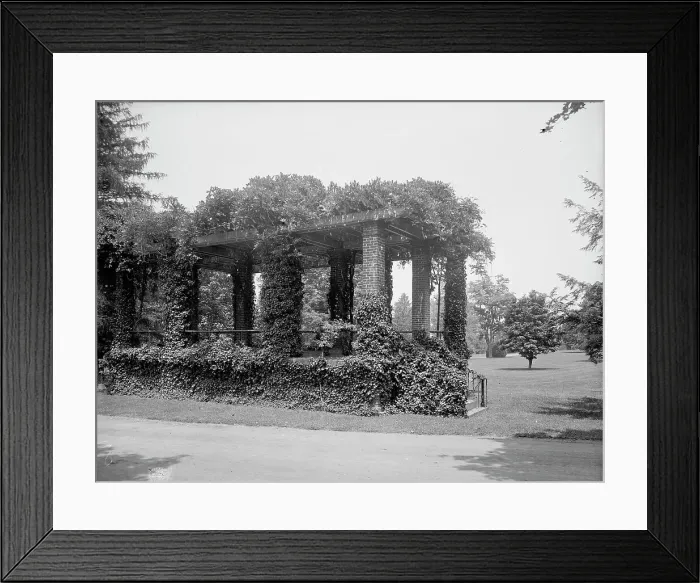Framed Print : Rostrum in [Soldiers'] National Cemetery, Gettysburg, c1903. Creator: Unknown