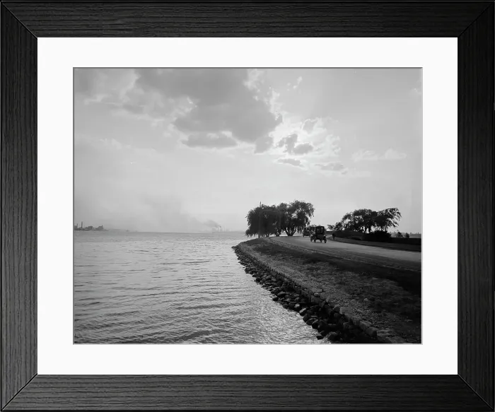 Framed Print : The Shore Drive, Belle Isle [Park], Detroit, Mich. between 1900 and 1920. Creator: Unknown