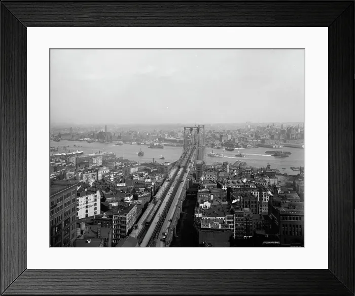 Framed Print : East River and Brooklyn Bridge, New York, N.Y. between 1900 and 1906. Creator: Unknown Framed Print : East River and Brooklyn Bridge, New York, N.Y. between 1900 and 1906. Creator: Unknown