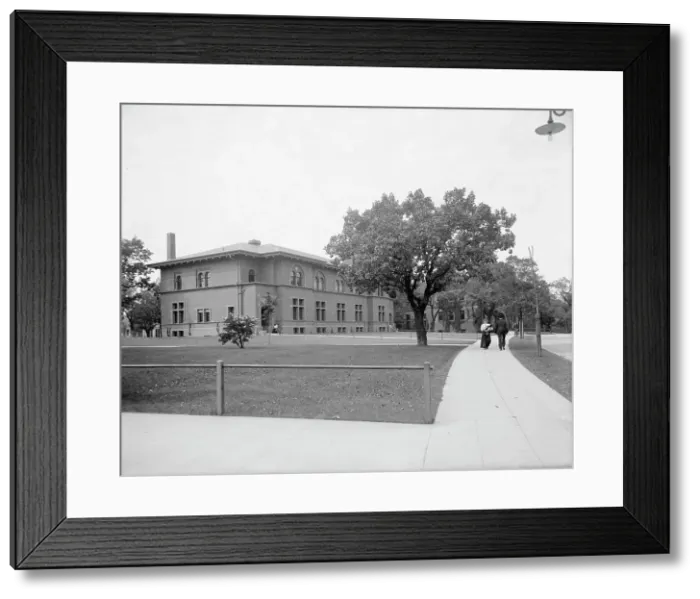Framed Print : University of Minnesota, Shelvin Hall, Minneapolis, Minn. between 1900 and 1910. Creator: Unknown Framed Print : University of Minnesota, Shelvin Hall, Minneapolis, Minn. between 1900 and 1910. Creator: Unknown