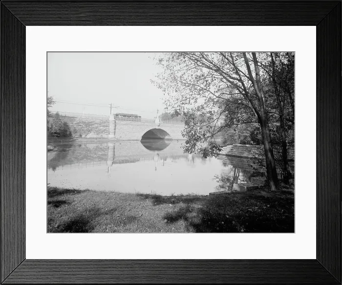 Framed Print : Elmwood Avenue bridge, Buffalo, N.Y. between 1900 and 1915. Creator: Unknown Framed Print : Elmwood Avenue bridge, Buffalo, N.Y. between 1900 and 1915. Creator: Unknown
