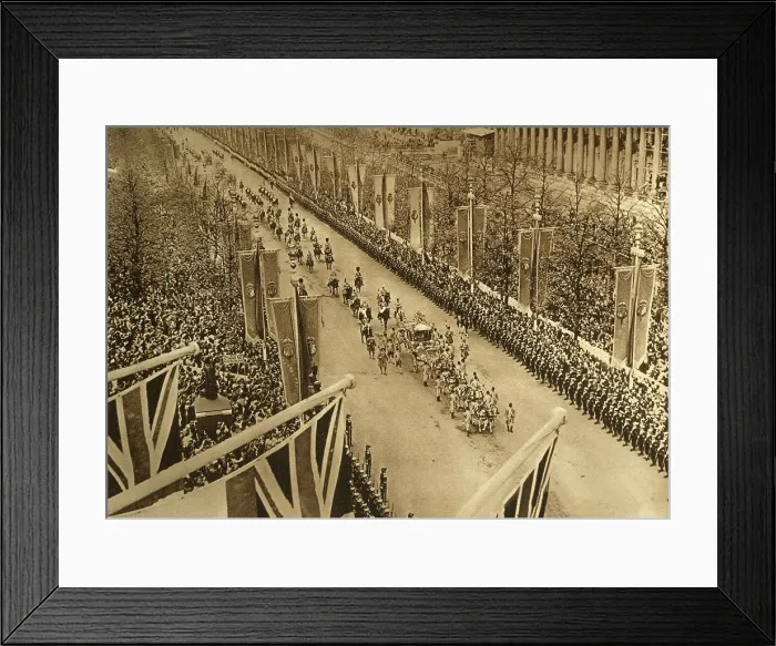 Framed Print : The Coronation Procession in The Mall, 1937. Creator: Photochrom Co Ltd of London