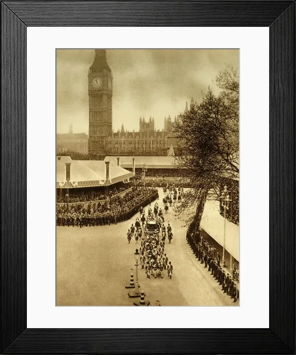 Framed Print : The King and Queen Approaching Westminster Abbey, 1937. Creator: Photochrom Co Ltd of London Framed Print : The King and Queen Approaching Westminster Abbey, 1937. Creator: Photochrom Co Ltd of London
