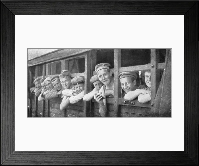 Framed Print : Les Douceurs de la captivite; Des gaillards qui ne se plaignent pas de leur sort, 1916 (1924) Creator: Unknown. Les Douceurs de la captivite; Des gaillards qui ne se plaignent pas de leur sort, 1916 (1924) Creator: Unknown Framed Print : Les Douceurs de la captivite; Des gaillards qui ne se plaignent pas de leur sort, 1916 (1924) Creator: Unknown. Les Douceurs de la captivite; Des gaillards qui ne se plaignent pas de leur sort, 1916 (1924) Creator: Unknown