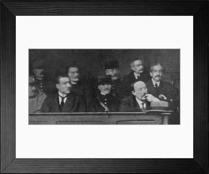 Framed Print : Le defaitisme et les grands proces; l'affaire du bonnet rouge'; le banc des accuses...1917. Creator: Unknown. Le defaitisme et les grands proces; l'affaire du bonnet rouge'; le banc des accuses...1917. Creator: Unknown Framed Print : Le defaitisme et les grands proces; l'affaire du bonnet rouge'; le banc des accuses...1917. Creator: Unknown. Le defaitisme et les grands proces; l'affaire du bonnet rouge'; le banc des accuses...1917. Creator: Unknown