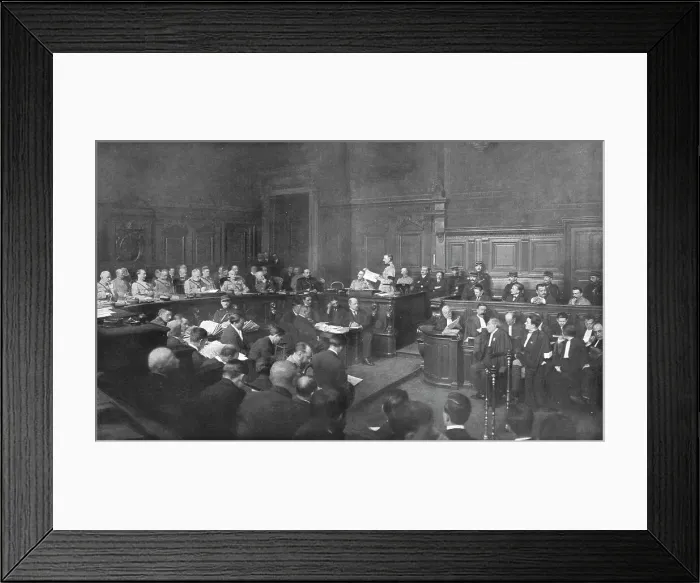 Framed Print : Le defaitisme et les grands proces; le proces Lenoir - Charles Humbert; la lecture du... 1919. Creator: Jean Clair-Guyot Framed Print : Le defaitisme et les grands proces; le proces Lenoir - Charles Humbert; la lecture du... 1919. Creator: Jean Clair-Guyot