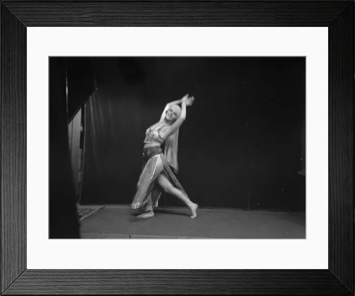 Framed Print : Unidentified dancer, possibly an Elizabeth Duncan dancer, between 1911 and 1942. Creator: Arnold Genthe Framed Print : Unidentified dancer, possibly an Elizabeth Duncan dancer, between 1911 and 1942. Creator: Arnold Genthe