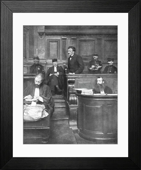 Framed Print : Le defaitisme et les grands proces; l'affaire villain en cour d'assises; l'assasin de... 1919. Creator: Unknown Framed Print : Le defaitisme et les grands proces; l'affaire villain en cour d'assises; l'assasin de... 1919. Creator: Unknown