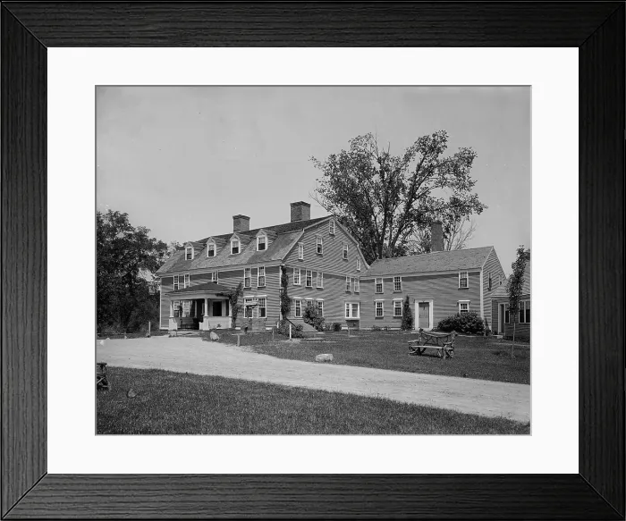 Framed Print : Wayside Inn, Sudbury, Mass. between 1890 and 1905. Creator: Unknown Framed Print : Wayside Inn, Sudbury, Mass. between 1890 and 1905. Creator: Unknown