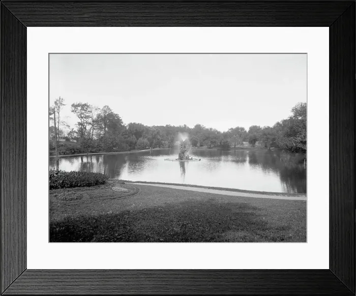 Framed Print : Entrance to Wade Park, Cleveland, O[hio], between 1900 and 1906. Creator: Unknown