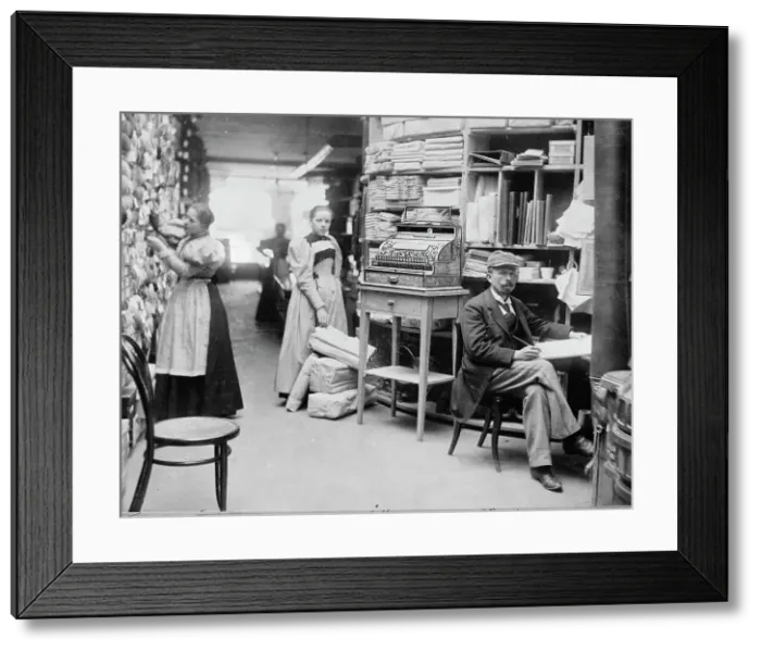 Framed Print : Alez Kunz, Berne, Switzerland, between 1895 and 1910. Creator: Unknown