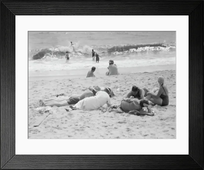 Framed Print : Unidentified group of people, possibly members of the Jewett family, at the beach, c1911-1942. Creator: Arnold Genthe Framed Print : Unidentified group of people, possibly members of the Jewett family, at the beach, c1911-1942. Creator: Arnold Genthe