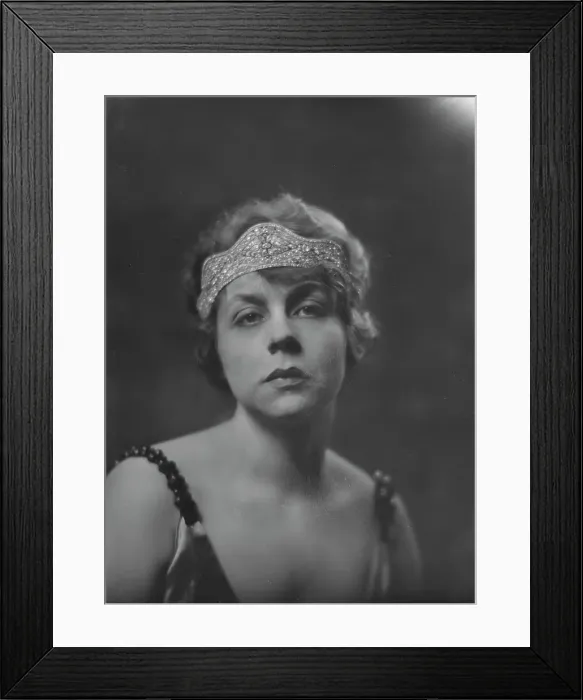 Framed Print : Mrs. H.W. Van Henkelon, portrait photograph, 1919 Mar. 28. Creator: Arnold Genthe Framed Print : Mrs. H.W. Van Henkelon, portrait photograph, 1919 Mar. 28. Creator: Arnold Genthe