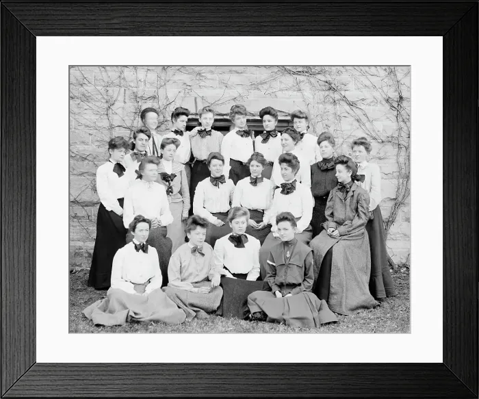 Framed Print : The Western College for Women class of 1905, Oxford, Ohio, (1904?). Creator: Unknown Framed Print : The Western College for Women class of 1905, Oxford, Ohio, (1904?). Creator: Unknown