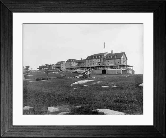 Framed Print : Oceanic Hotel and cottages, Star Island, Isles of Shoals, N.H. between 1900 and 1906. Creator: Unknown Framed Print : Oceanic Hotel and cottages, Star Island, Isles of Shoals, N.H. between 1900 and 1906. Creator: Unknown