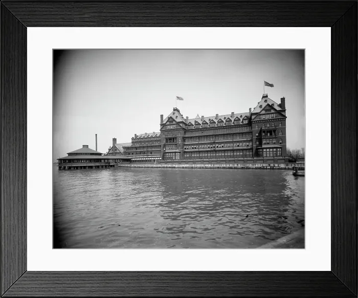 Framed Print : Hotel Chamberlin, Old Point Comfort, Va. 1902. Creator: Unknown Framed Print : Hotel Chamberlin, Old Point Comfort, Va. 1902. Creator: Unknown