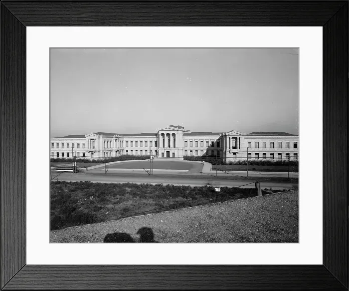 Framed Print : Museum of Fine Arts, Boston, Mass. c.between 1910 and 1920. Creator: Unknown Framed Print : Museum of Fine Arts, Boston, Mass. c.between 1910 and 1920. Creator: Unknown
