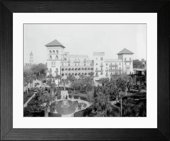 Framed Print : The Cordova, St. Augustine, Fla. c.between 1910 and 1920. Creator: Unknown Framed Print : The Cordova, St. Augustine, Fla. c.between 1910 and 1920. Creator: Unknown