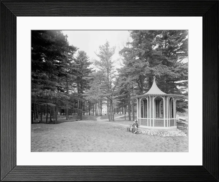 Framed Print : Site of Old Fort William Henry, Lake George, N.Y. c.between 1910 and 1920. Creator: Unknown