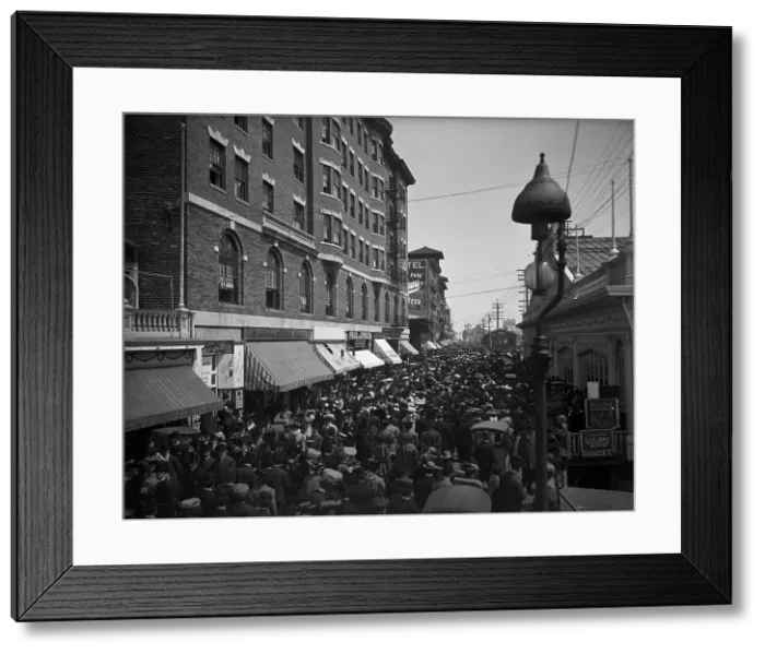 Framed Print : Atlantic City, N.J. the Boardwalk parade, between 1890 and 1906. Creator: Unknown Framed Print : Atlantic City, N.J. the Boardwalk parade, between 1890 and 1906. Creator: Unknown