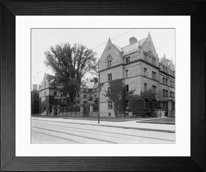 Framed Print : Vanderbilt Hall, Yale College, Conn. between 1895 and 1910. Creator: Unknown