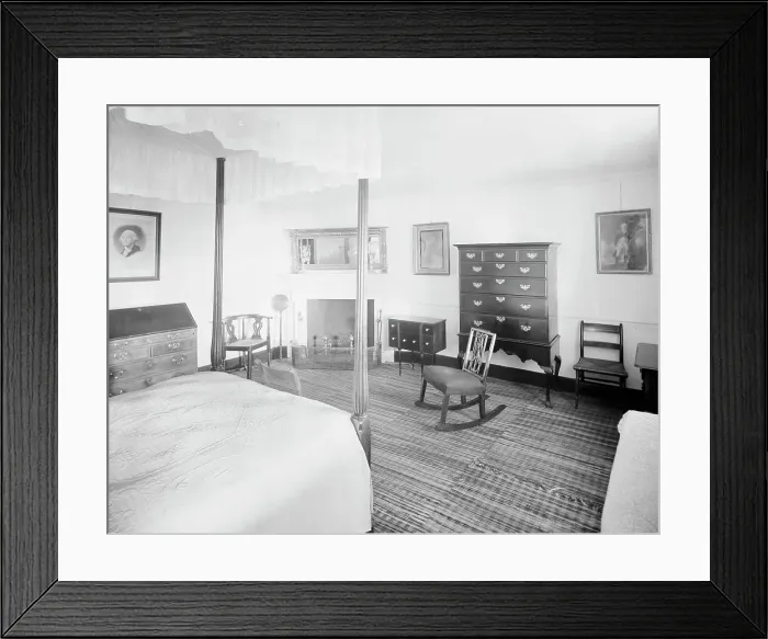 Framed Print : The River room at Mt. Vernon, c.between 1910 and 1920. Creator: Unknown Framed Print : The River room at Mt. Vernon, c.between 1910 and 1920. Creator: Unknown