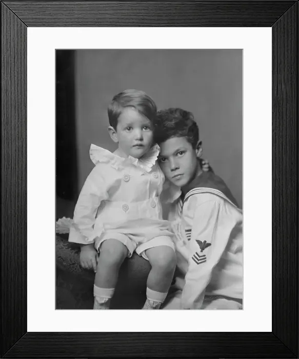 Framed Print : Children of Mrs. H.A. Wilson, portrait photograph, 1918 Nov. 30. Creator: Arnold Genthe Framed Print : Children of Mrs. H.A. Wilson, portrait photograph, 1918 Nov. 30. Creator: Arnold Genthe