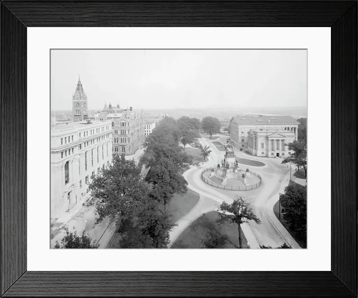 Framed Print : East from Hotel Richmond, Richmond, Va. c.between 1910 and 1920. Creator: Unknown Framed Print : East from Hotel Richmond, Richmond, Va. c.between 1910 and 1920. Creator: Unknown