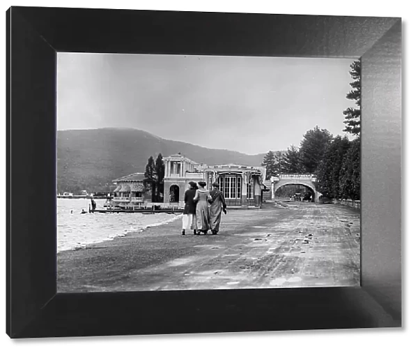 The Shore Road and casino, Fort William Henry Hotel, between 1910 and 1920. Creator: Unknown