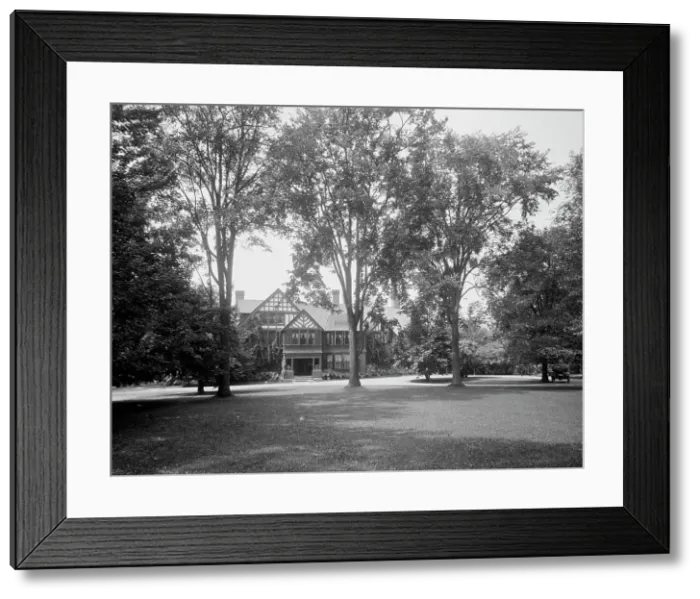 Framed Print : Sunnyridge, home of Winthrop Folsom, Lenox, Mass. c.between 1910 and 1920. Creator: Unknown